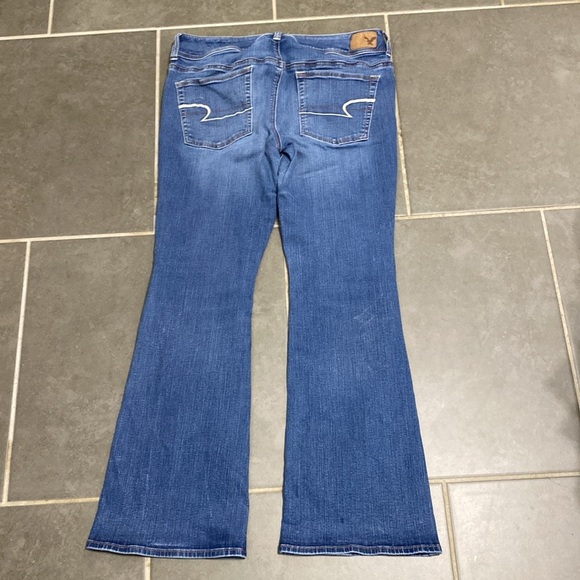American Eagle 🦅 kick boot jeans. 12 short. - Picture 5 of 6